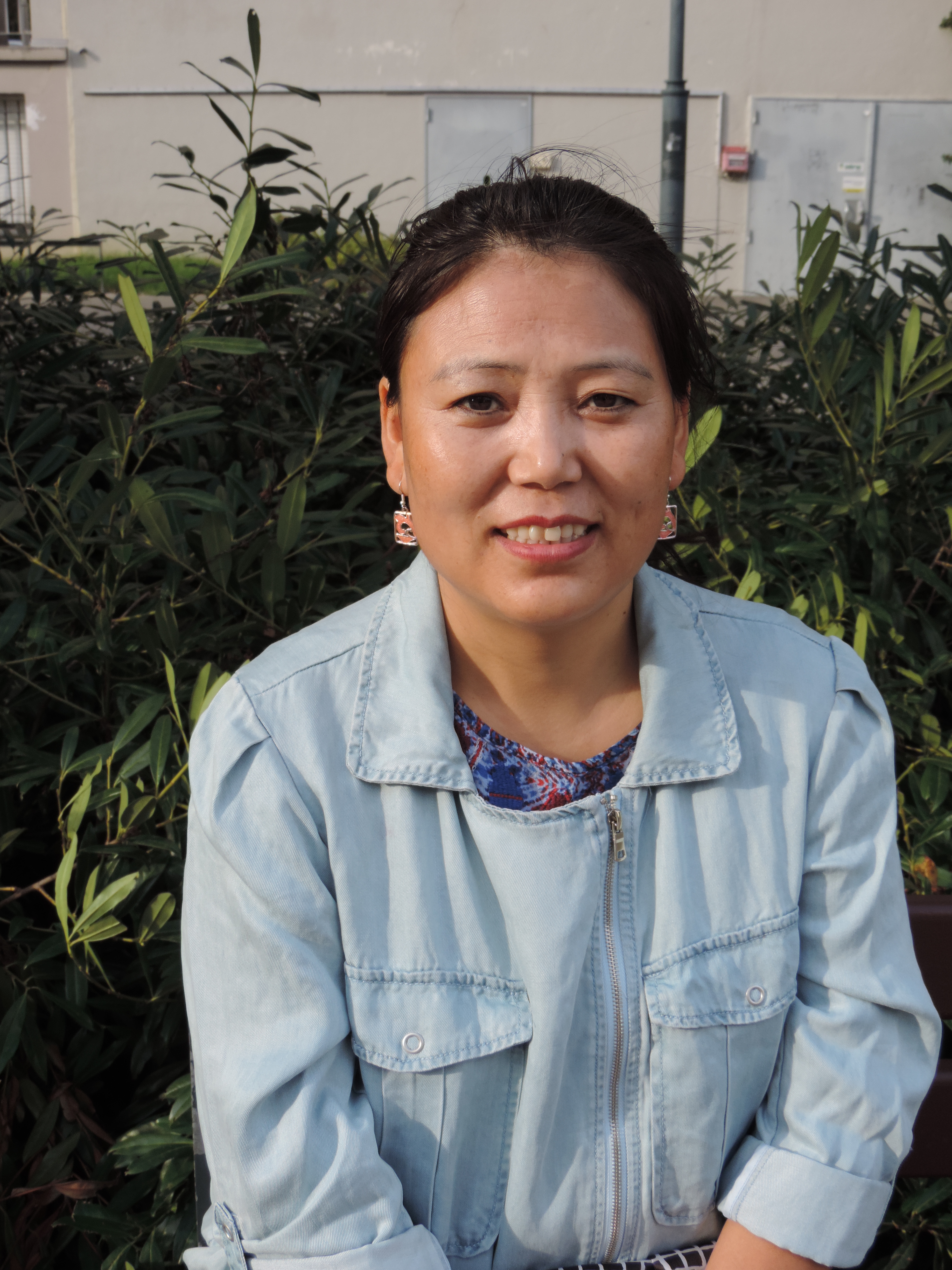Tsering2